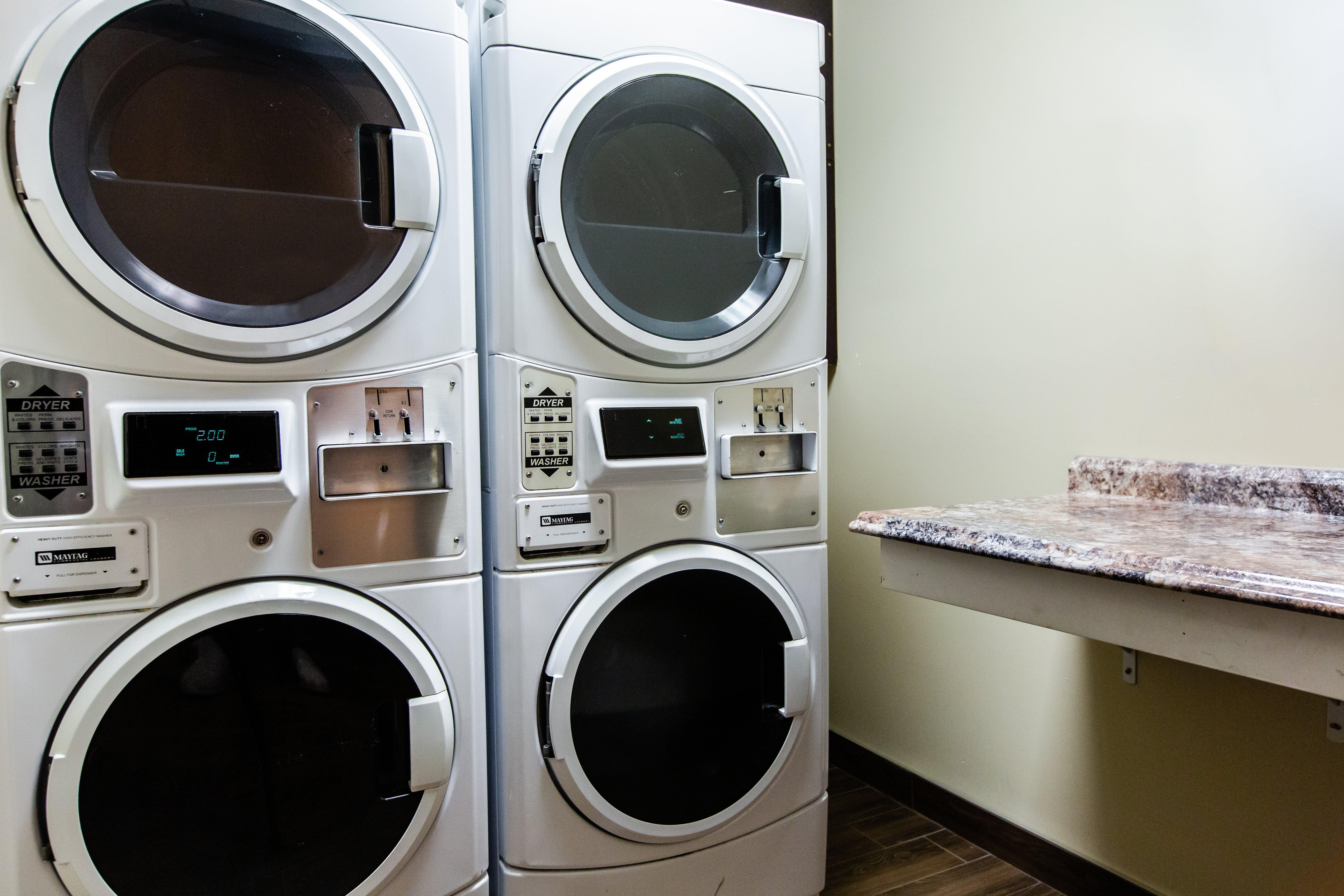 Holiday Inn Express & Suites Spruce Grove - Stony Plain By Ihg Buitenkant foto