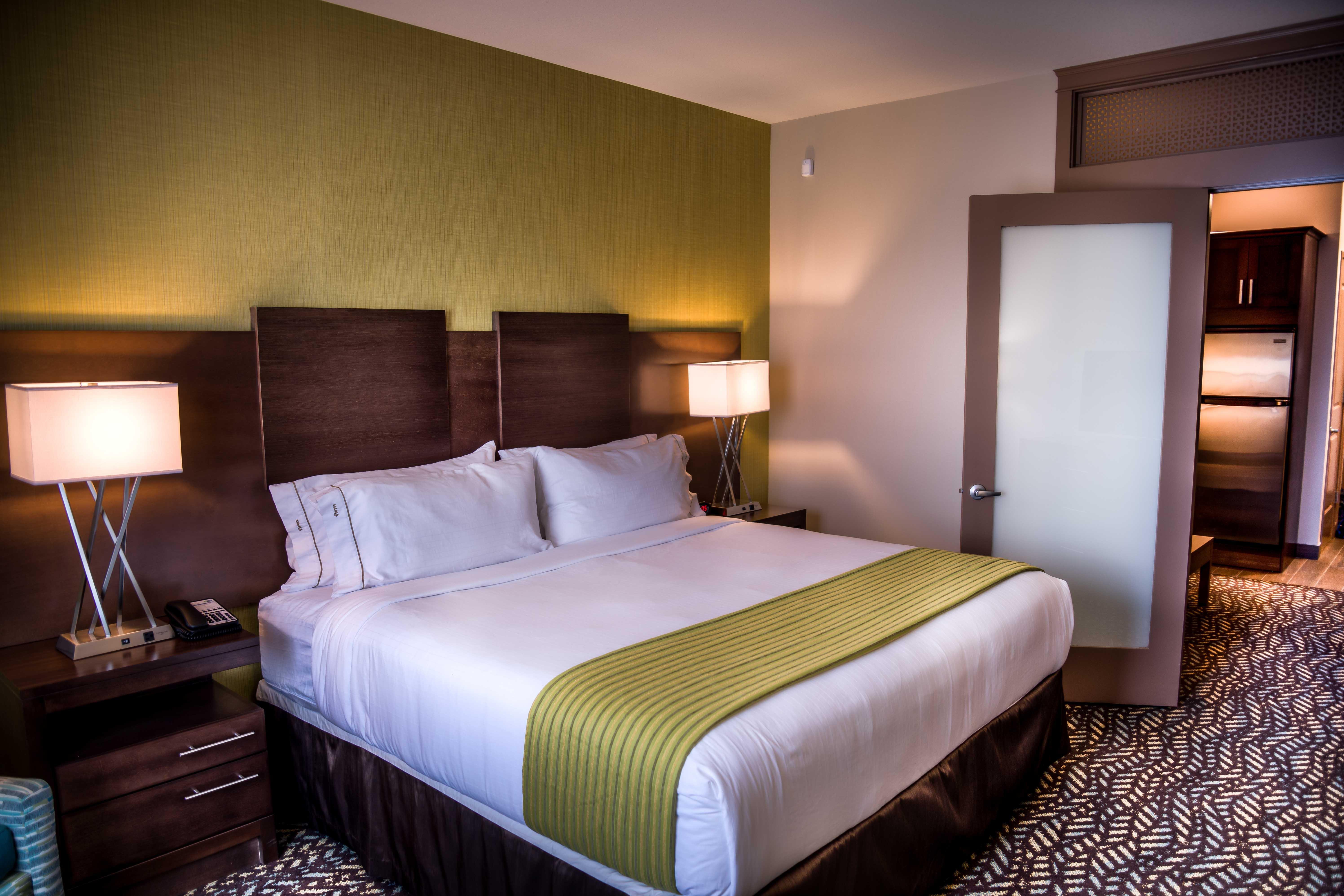 Holiday Inn Express & Suites Spruce Grove - Stony Plain By Ihg Buitenkant foto
