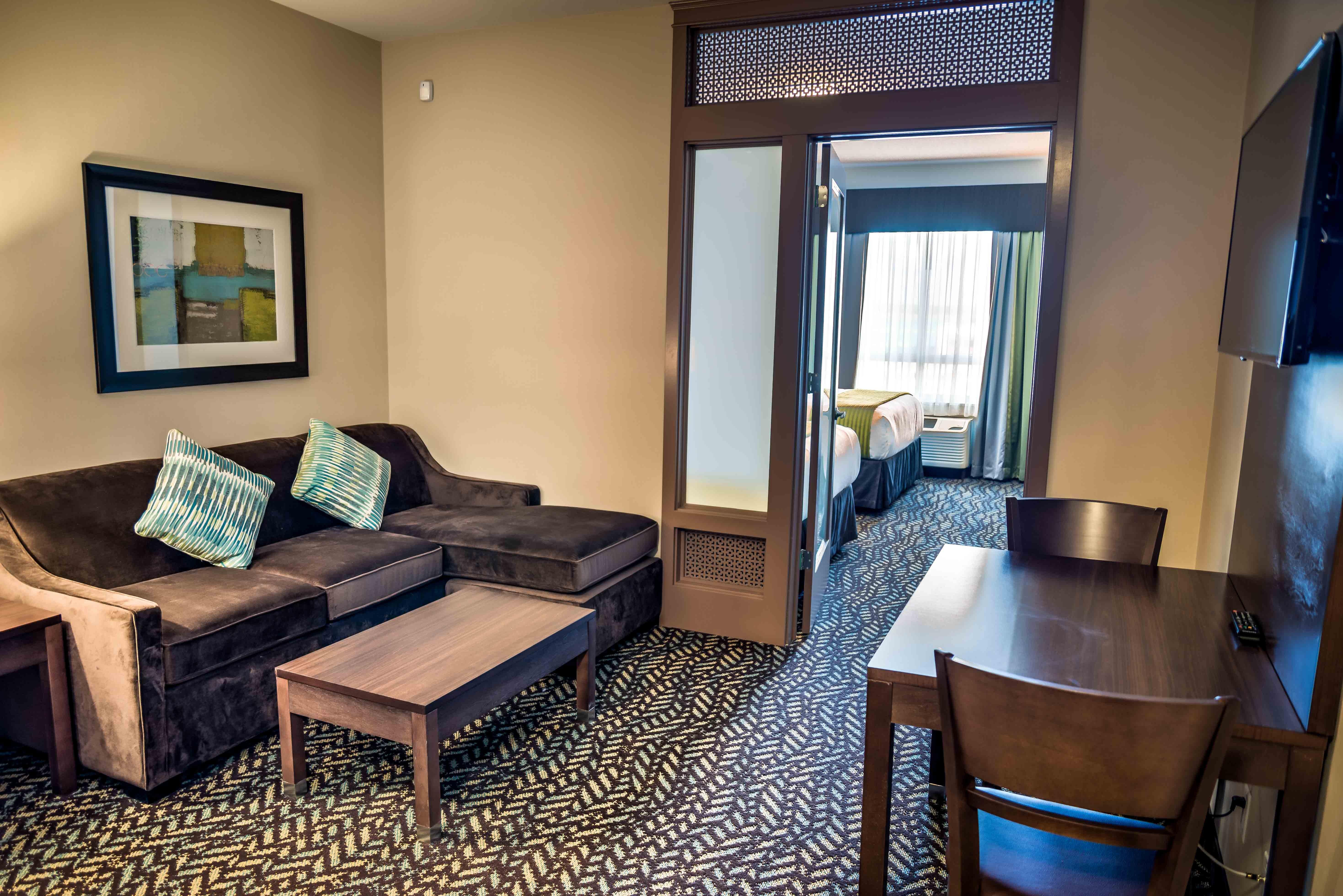 Holiday Inn Express & Suites Spruce Grove - Stony Plain By Ihg Buitenkant foto