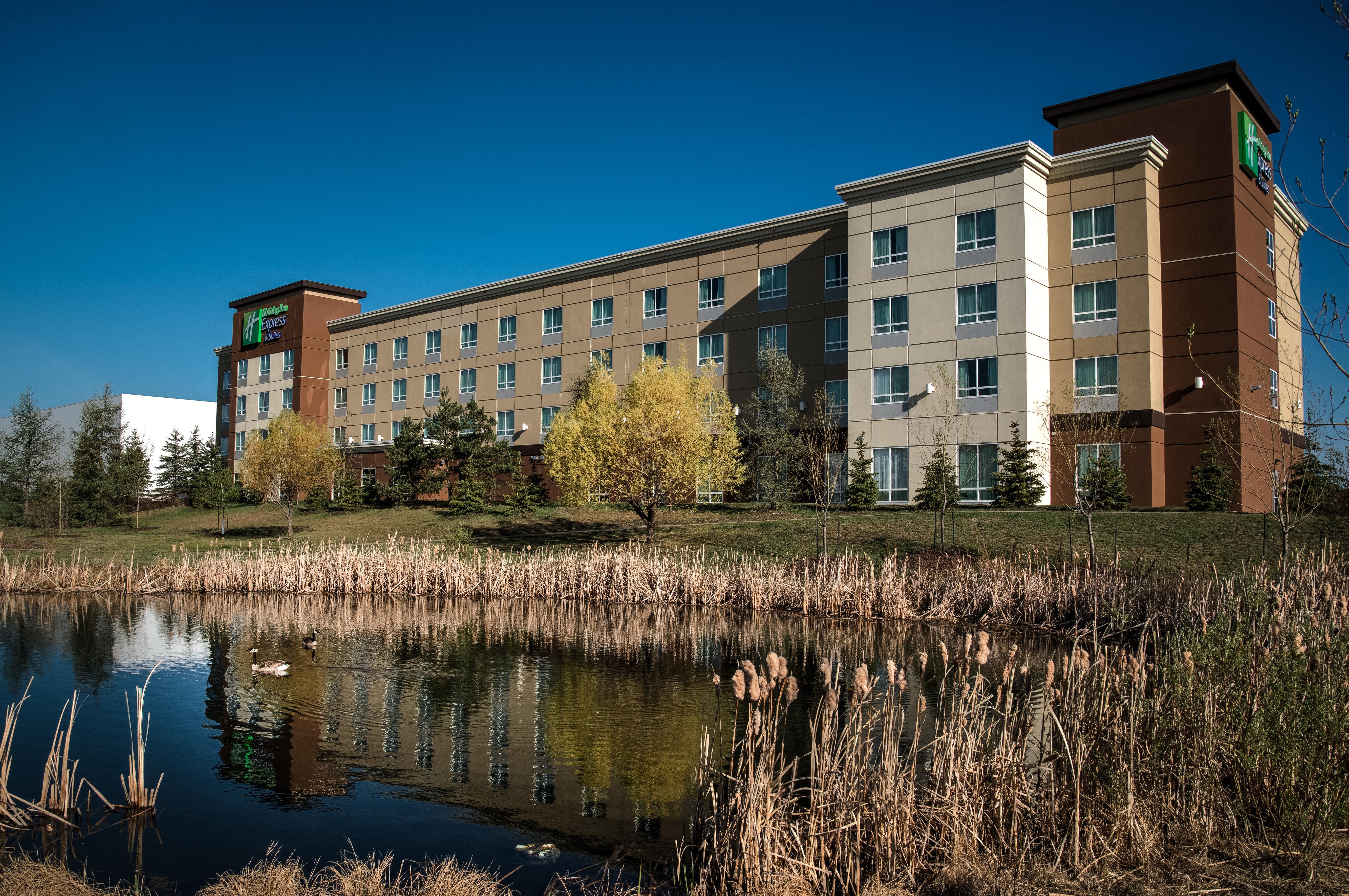 Holiday Inn Express & Suites Spruce Grove - Stony Plain By Ihg Buitenkant foto