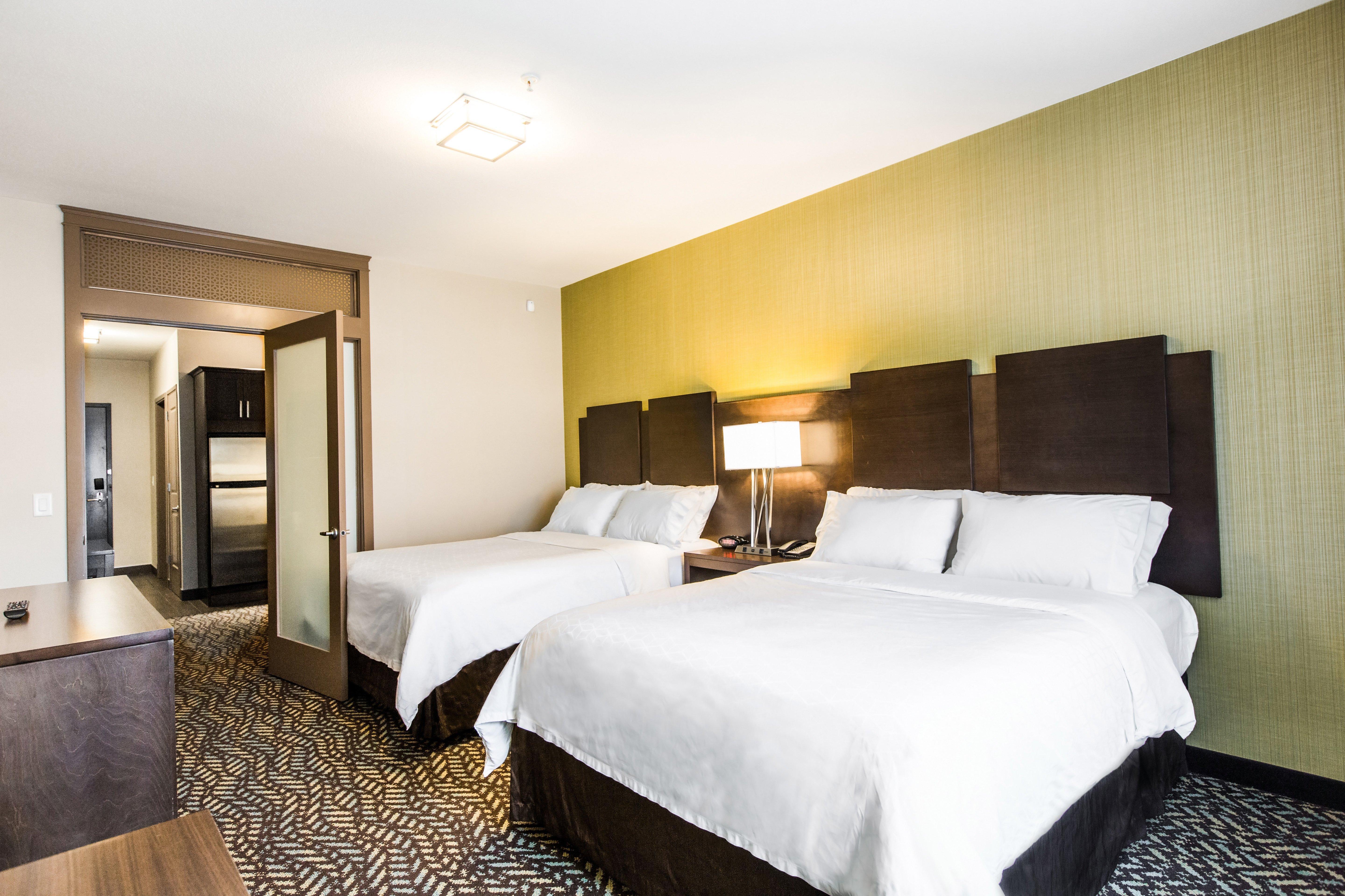 Holiday Inn Express & Suites Spruce Grove - Stony Plain By Ihg Buitenkant foto